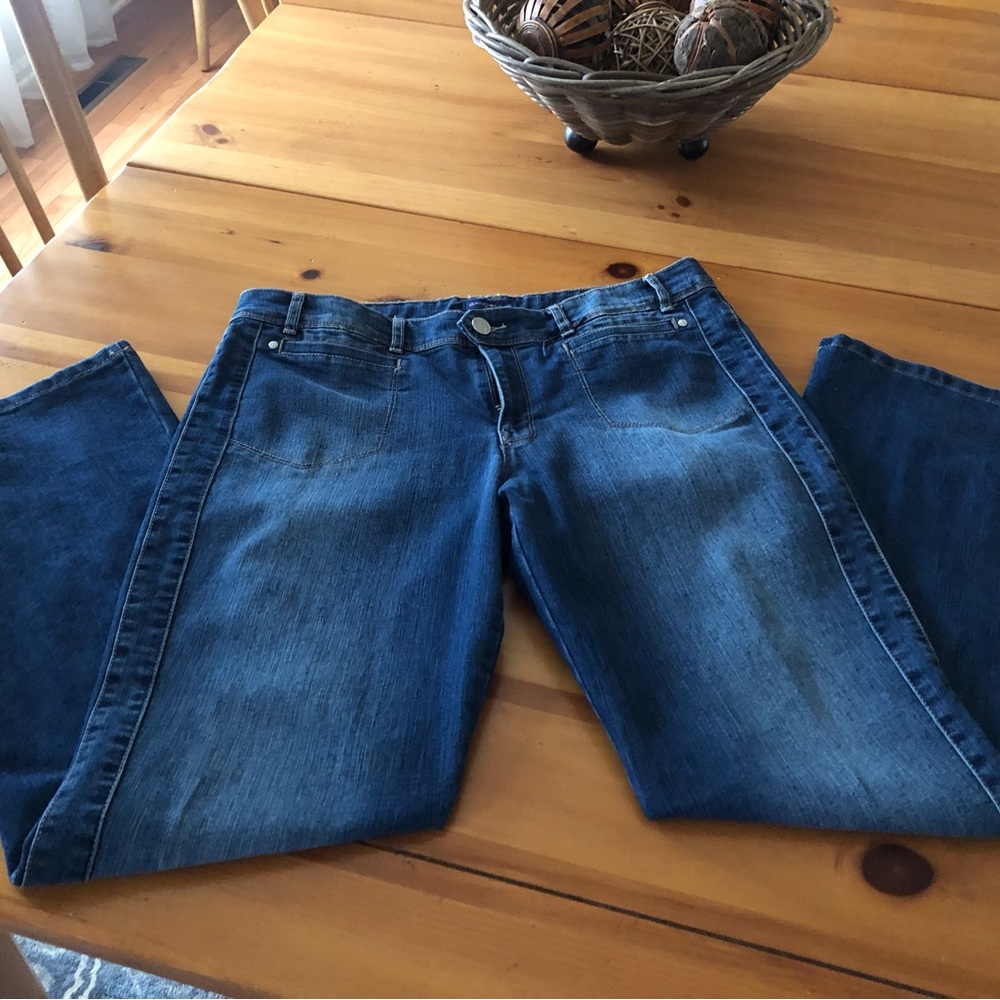 Bandolina Women’s Jeans Size 16